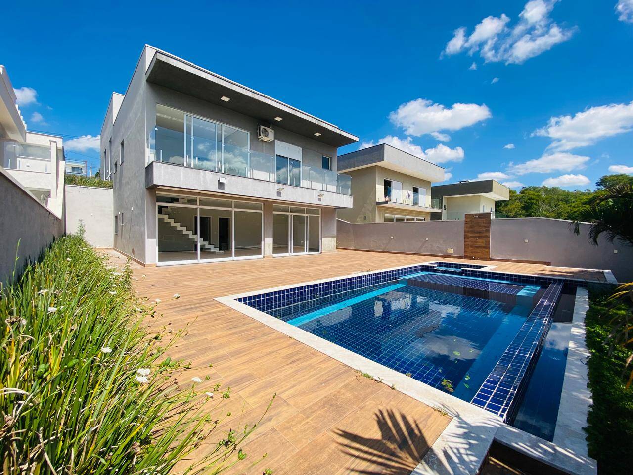 #21 - Casa em Condomínio para Locação em Mairiporã - SP