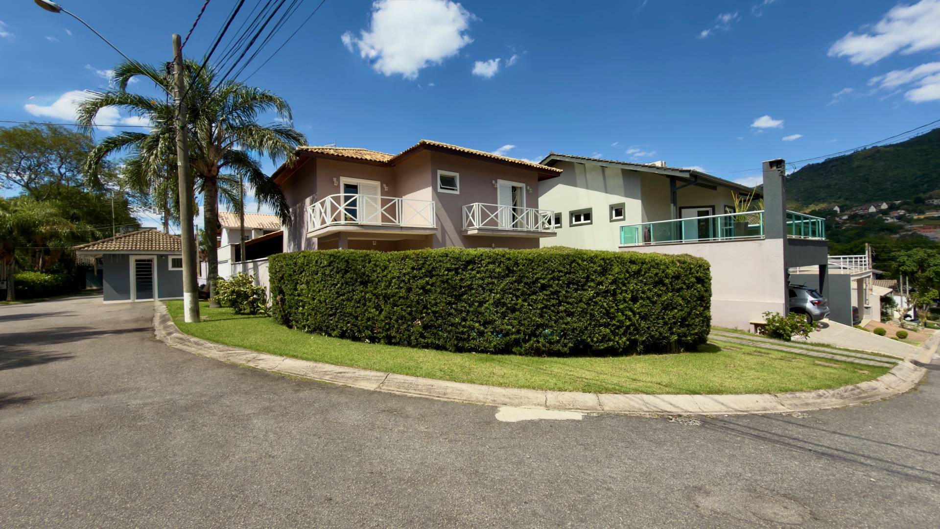 #63 - Casa em Condomínio para Venda em Atibaia - SP