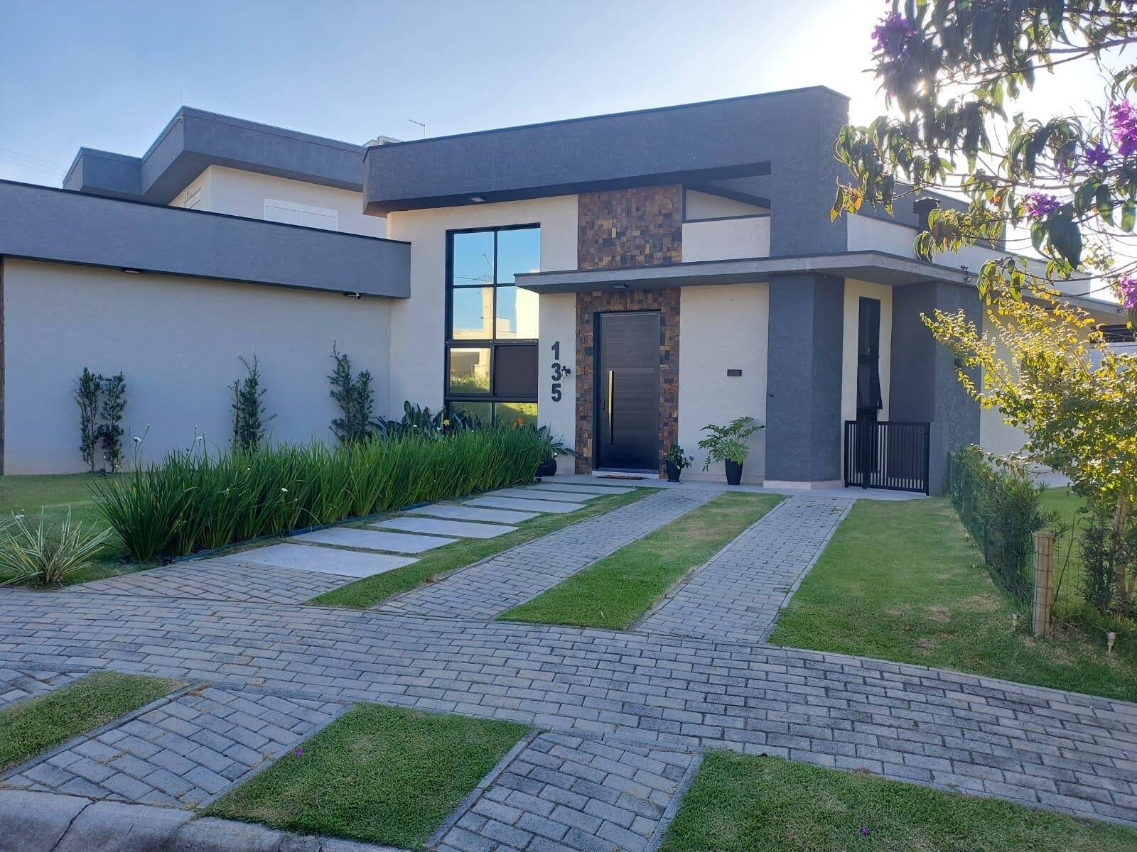 #102 - Casa em Condomínio para Venda em Atibaia - SP