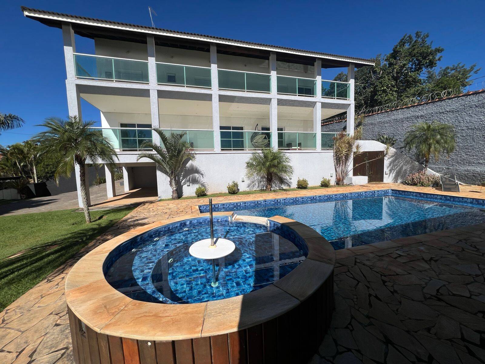 #179 - Casa em Condomínio para Venda em Mairiporã - SP