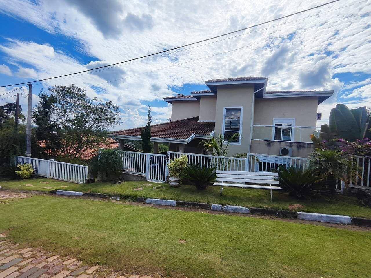 #203 - Casa em Condomínio para Venda em Atibaia - SP
