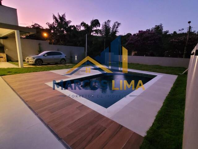 Casa de Campo para Venda em Atibaia - 2