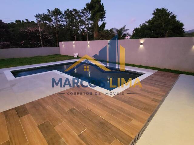 Casa de Campo para Venda em Atibaia - 3