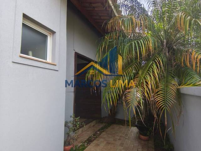 Casa para Venda em Atibaia - 4