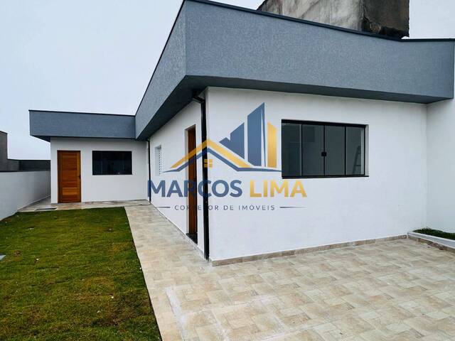 Casa para Venda em Mairiporã - 2