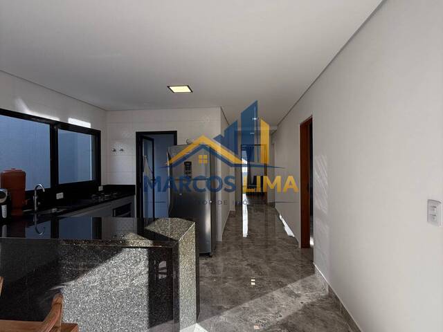 Casa em Condomínio para Venda em Atibaia - 4