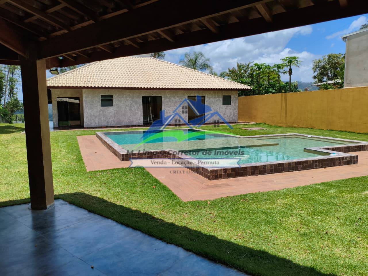 Sítio, 4 quartos, 1250 m² - Foto 2