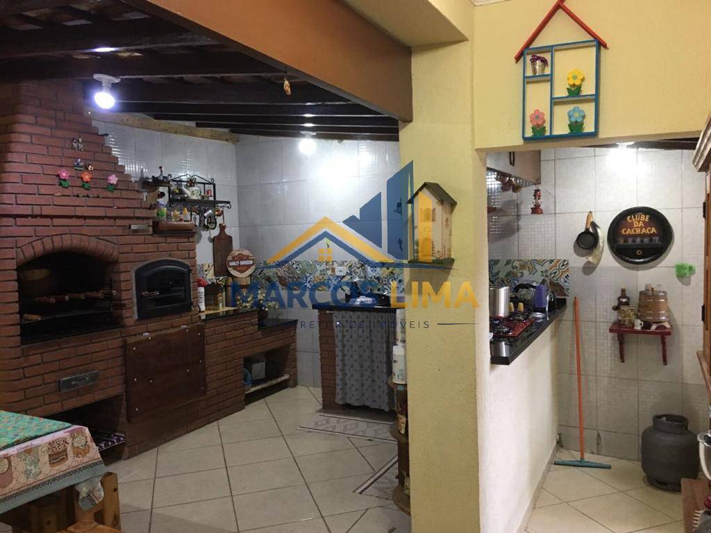 Casa, 3 quartos, 192 m² - Foto 8