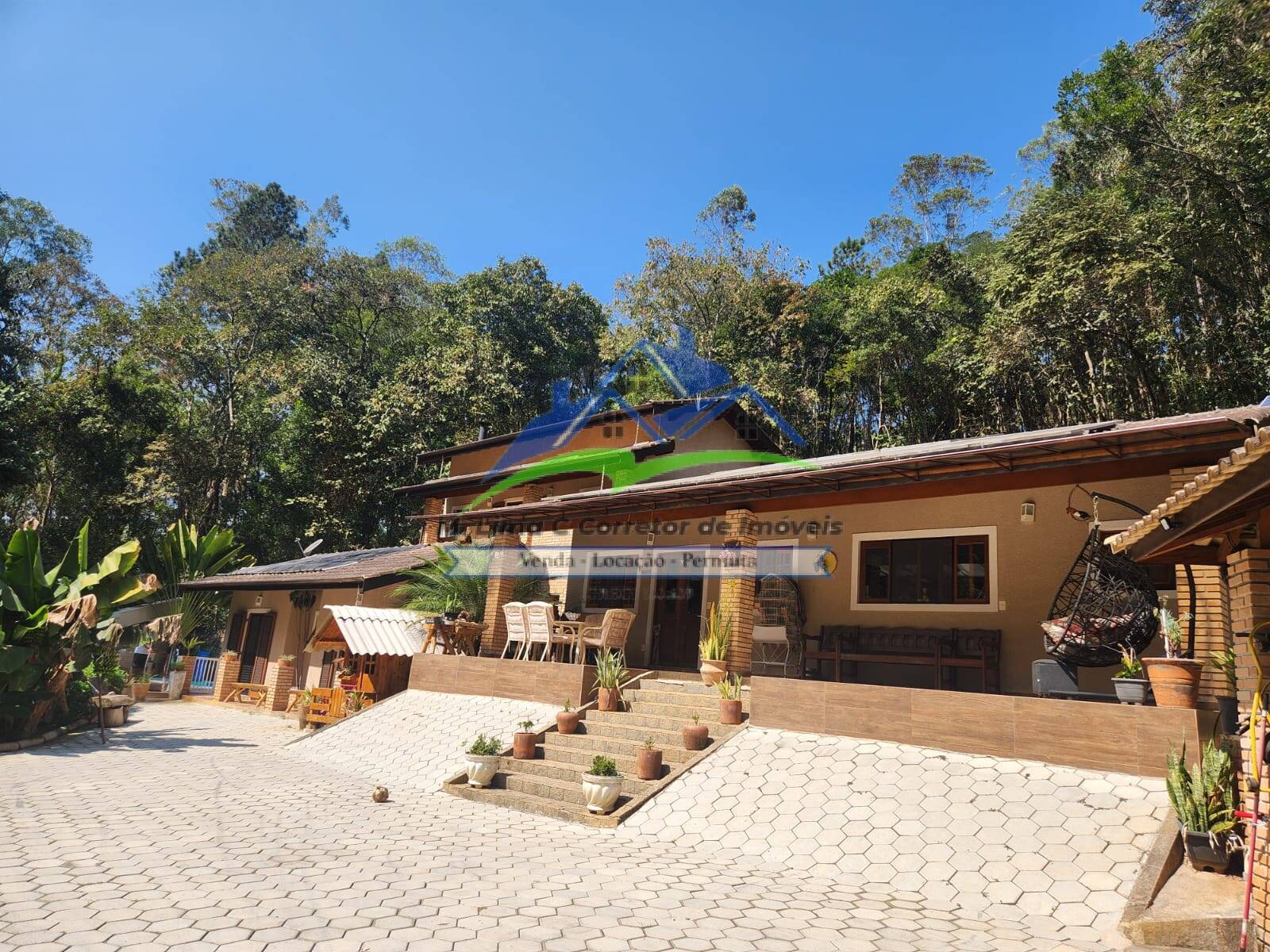 Chácara, 3 quartos, 2260 m² - Foto 2