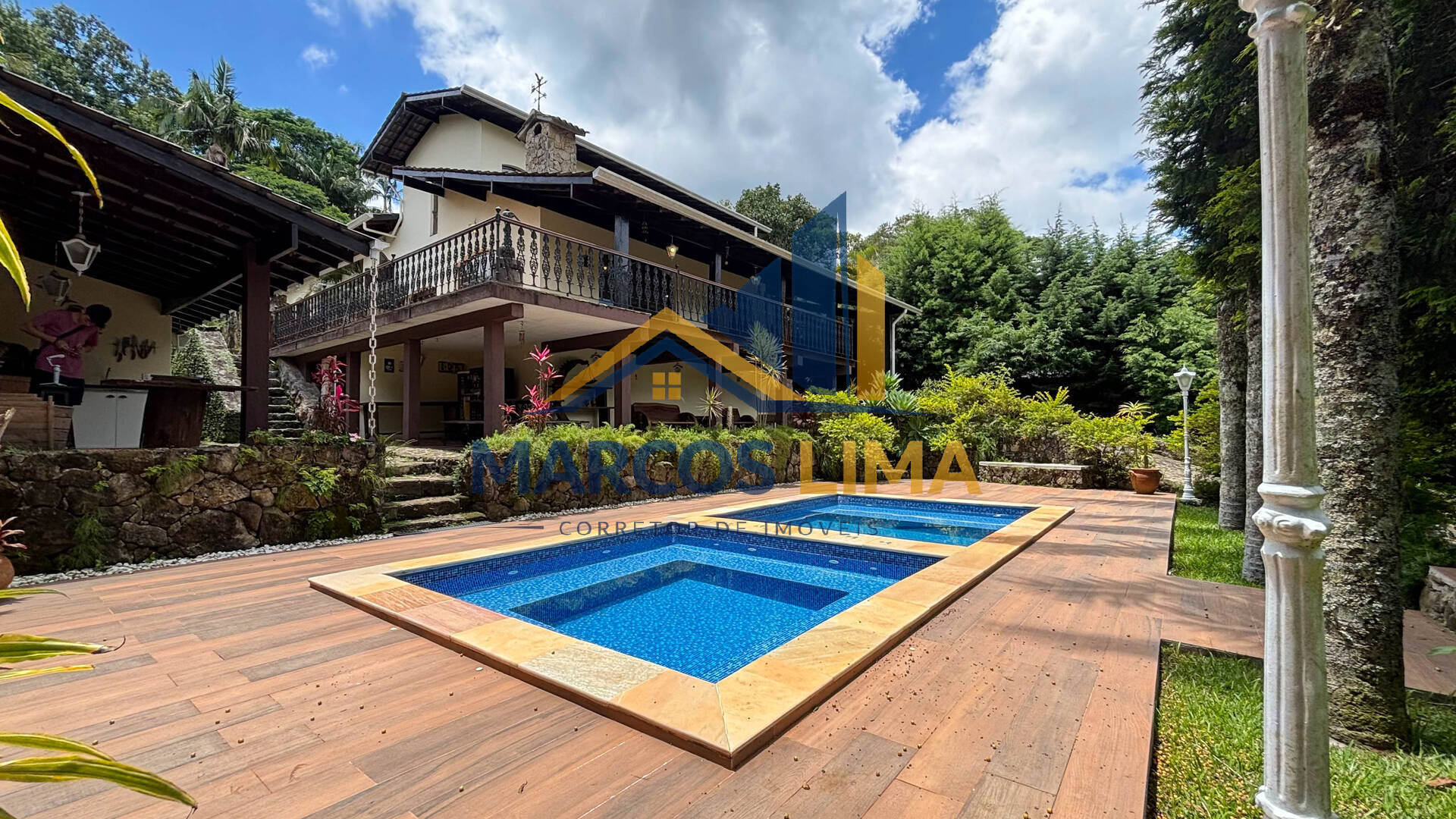 Chácara, 3 quartos, 1550 m² - Foto 1