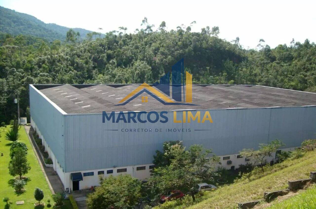 Depósito-Galpão, 6136 m² - Foto 1