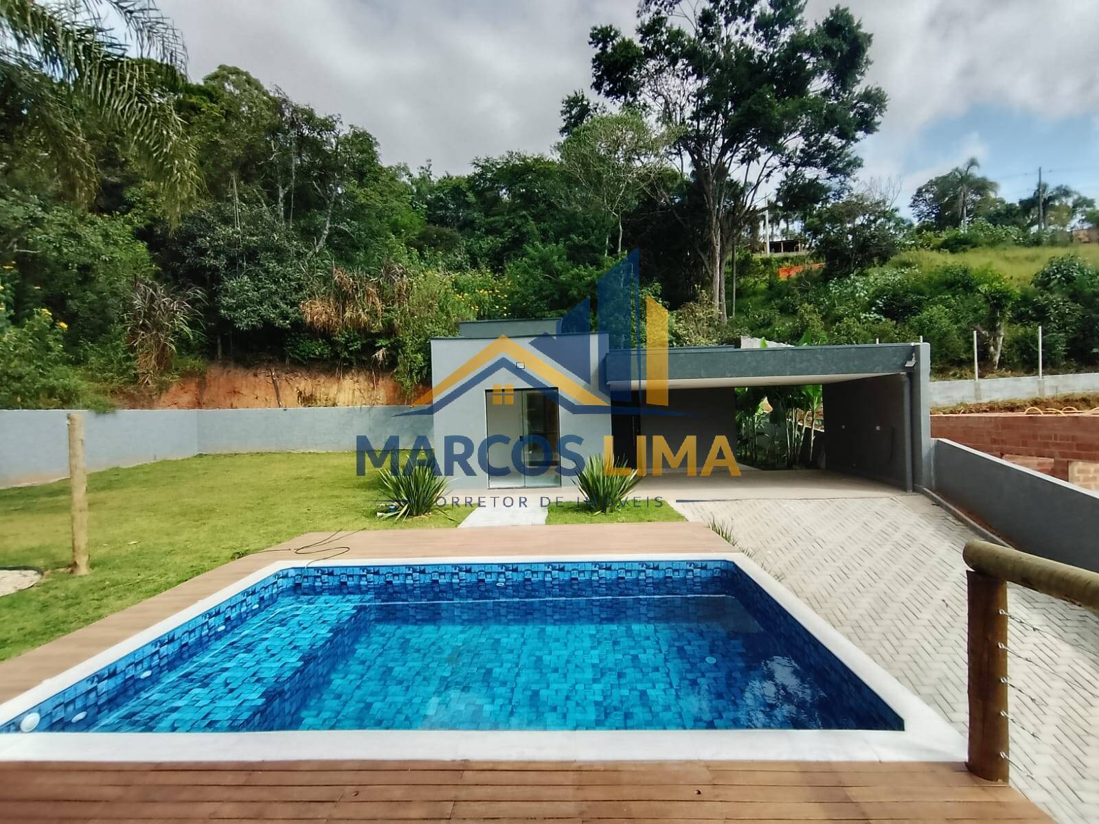 Sítio, 3 quartos, 600 m² - Foto 1