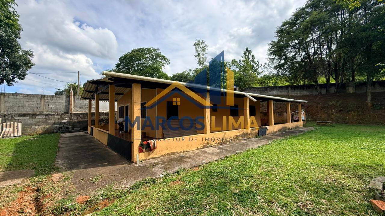 Sítio, 4 quartos, 2280 m² - Foto 1