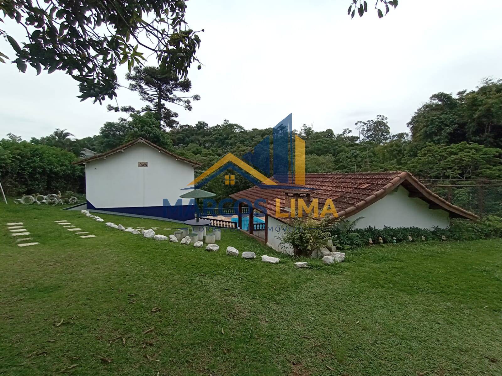 Sítio, 4 quartos, 1500 m² - Foto 11