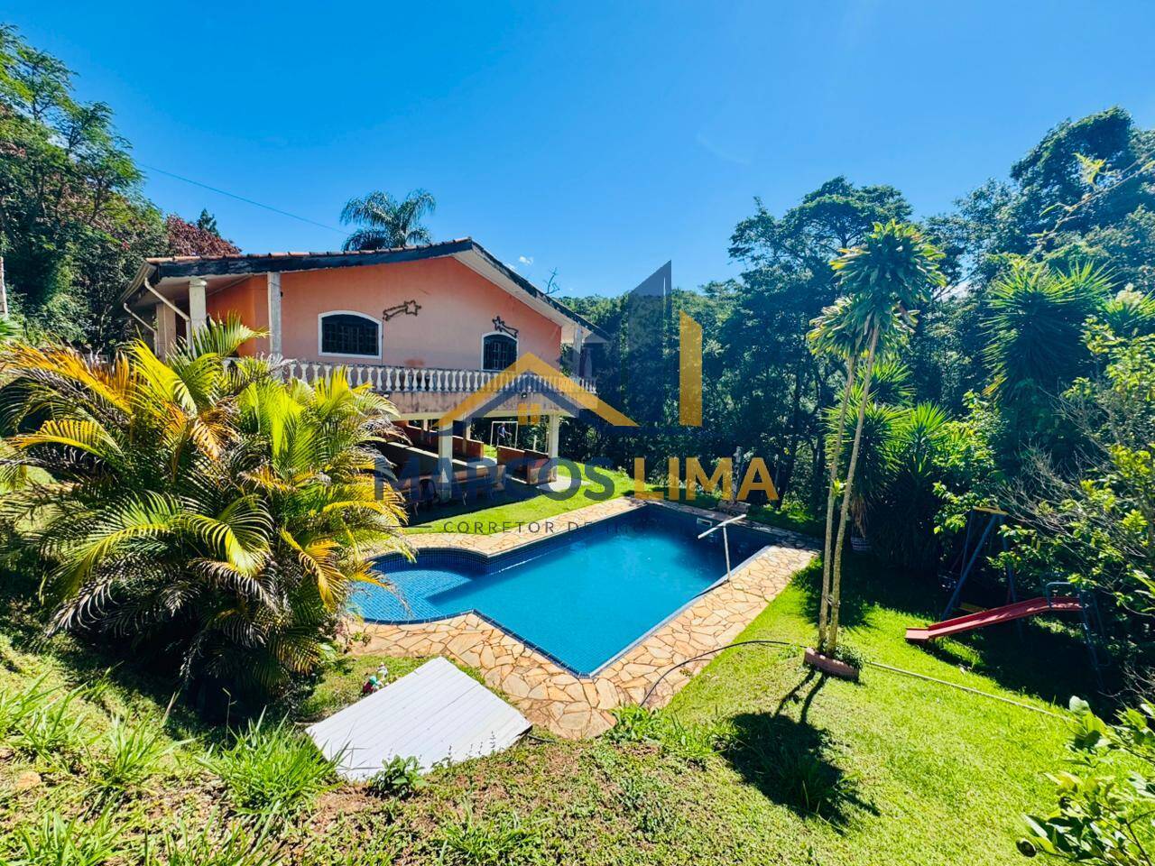 Chácara, 4 quartos, 2750 m² - Foto 1