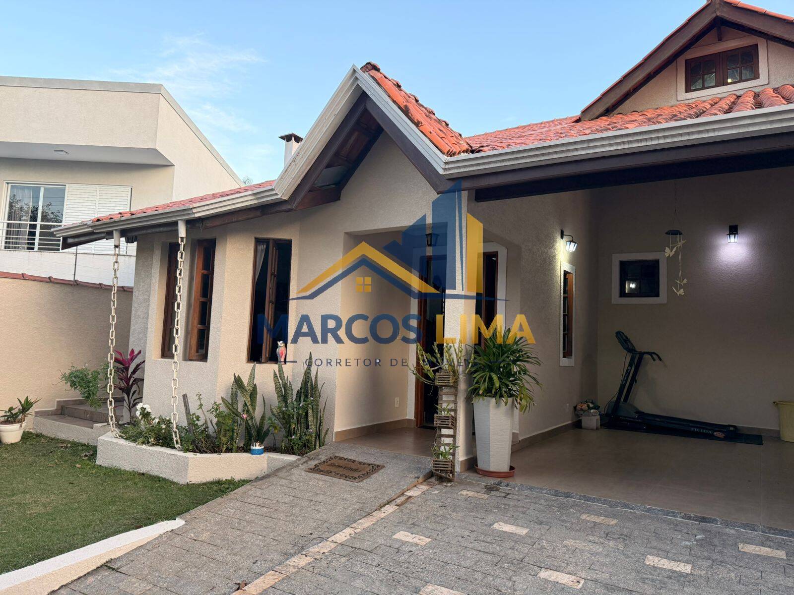 Casa, 3 quartos, 250 m² - Foto 2